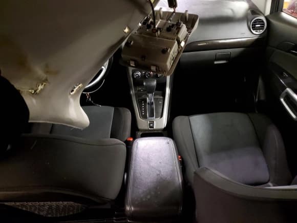 ✅ 2014 Chevrolet Captiva Sport LS • VIN: 3GNAL2EK7ES668130 • Lot: 82043964. Wystawiony na Copart z przebiegiem 80 855 mil. Bezpłatny archiwum sprzedaży aukcyjnych z USA i szczegółowy raport historii pojazdu na DreamBid. Zdjęcie 8.