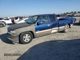 ✅ 2000 Chevrolet Silverado 1500 LS • VIN: 2GCEC19T2Y1206033 • Лот: 73058214. Опубликован ранее на Copart с пробегом 158 505 миль. Бесплатный доступ к архиву аукционных продаж из США и подробный отчёт об истории автомобиля на DreamBid. Изображение 1.