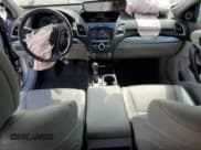 ✅ 2017 Acura RDX Advance • VIN: 5J8TB3H70HL015197 • Лот: 70217435. Опубликован ранее на Copart с пробегом 121 231 миль. Бесплатный доступ к архиву аукционных продаж из США и подробный отчёт об истории автомобиля на DreamBid. Изображение 8.