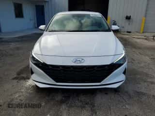 ✅ 2023 Hyundai Elantra Blue • VIN: KMHLM4AJ4PU054108 • Lot: 85680285. Listed on Copart with 48,721 mi miles. Access the free auction sales archive from the USA and view a detailed vehicle history report at DreamBid. Image 5.