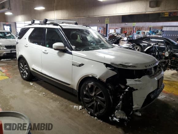 ✅ 2018 Land Rover Discovery HSE • VIN: SALRR2RK0JA048390 • Lot: 88064575. Wystawiony na Copart z przebiegiem Nie podano. Bezpłatny archiwum sprzedaży aukcyjnych z USA i szczegółowy raport historii pojazdu na DreamBid. Zdjęcie 4.