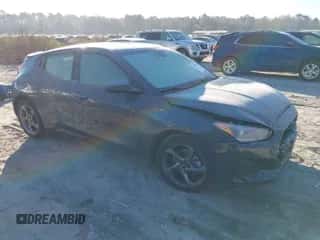 2021 Hyundai Veloster 2.0 z VIN KMHTG6AF3MU032658, wystawiony jako IAAI lot #41356076 z przebiegiem 70 881 mil mil oraz . Historia ofert i sprzedaży dostępna na DreamBid. Obrazek 1.