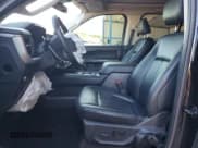 ✅ 2022 Ford Expedition Max XLT • VIN: 1FMJK1JT8NEA36571 • Лот: 82349705. Опубликован ранее на Copart с пробегом 67 614 миль. Бесплатный доступ к архиву аукционных продаж из США и подробный отчёт об истории автомобиля на DreamBid. Изображение 7.