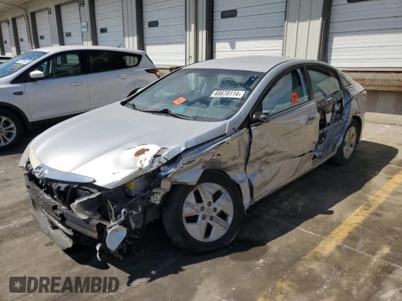 ✅ 2012 Hyundai Sonata Hybrid • VIN: KMHEC4A48CA054579 • Lot: 68670114. Listed on Copart with 176,829 mi. Free auction sales archive from the USA and detailed vehicle history report at DreamBid. Image 1.