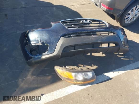 2011 Hyundai Santa Fe SE z VIN 5XYZH4AG2BG066856, wystawiony jako IAAI lot #43461090 z przebiegiem 76 055 mil mil oraz . Historia ofert i sprzedaży dostępna na DreamBid. Obrazek 12.