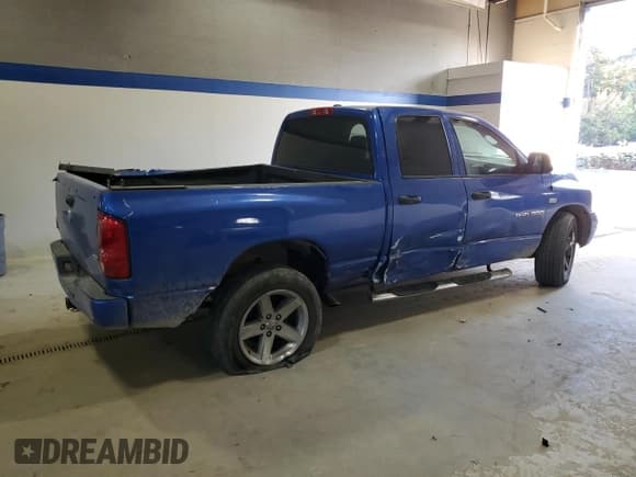 ✅ 2007 Dodge 1500 SLT • VIN: 1D7HA182X7S206264 • Лот: 78800304. Опубликован ранее на Copart с пробегом 230 515 миль. Бесплатный доступ к архиву аукционных продаж из США и подробный отчёт об истории автомобиля на DreamBid. Изображение 3.