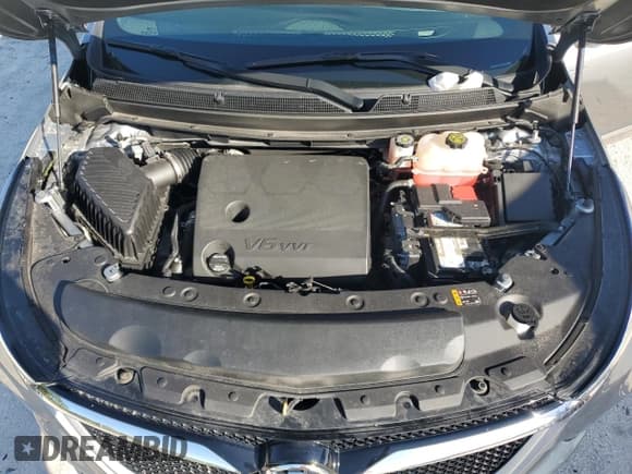 ✅ 2024 Buick Enclave Essence • VIN: 5GAERBKW3RJ107500 • Lot: 82783415. Wystawiony na Copart z przebiegiem 11 697 mil. Bezpłatny archiwum sprzedaży aukcyjnych z USA i szczegółowy raport historii pojazdu na DreamBid. Zdjęcie 12.