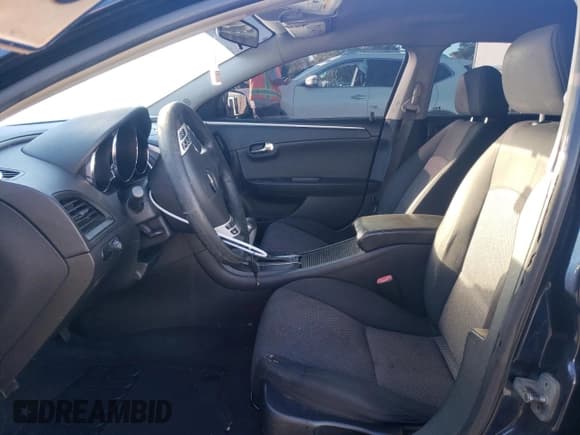 ✅ 2009 Chevrolet Malibu 1LT • VIN: 1G1ZH57BX9F243497 • Lot: 74396844. Listed on Copart with 133,224 mi. Free auction sales archive from the USA and detailed vehicle history report at DreamBid. Image 7.