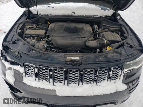 ✅ 2020 Jeep Grand Cherokee Laredo E • VIN: 1C4RJFAG5LC422125 • Lot: 42410385. Listed on Copart with 93,135 mi. Free auction sales archive from the USA and detailed vehicle history report at DreamBid. Image 12.