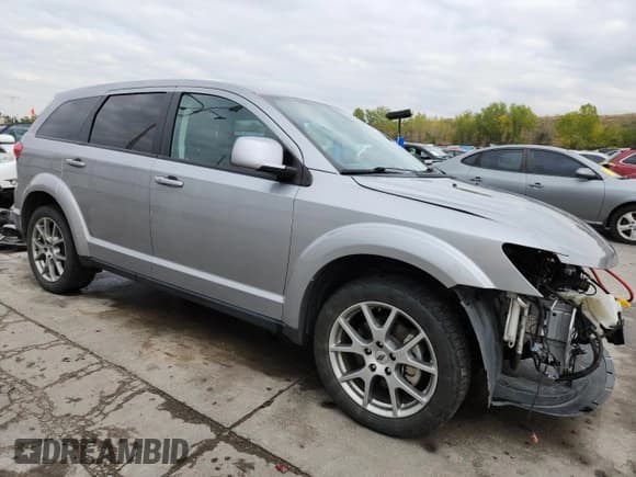 ✅ 2019 Dodge Journey GT • VIN: 3C4PDDEG5KT720254 • Lot: 85355285. Wystawiony na Copart z przebiegiem 119 043 mil. Bezpłatny archiwum sprzedaży aukcyjnych z USA i szczegółowy raport historii pojazdu na DreamBid. Zdjęcie 4.