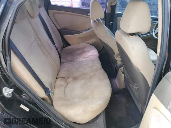 ✅ 2013 Hyundai Accent GLS • VIN: KMHCT4AEXDU305330 • Lot: 72955944. Wystawiony na Copart z przebiegiem 167 535 mil. Bezpłatny archiwum sprzedaży aukcyjnych z USA i szczegółowy raport historii pojazdu na DreamBid. Zdjęcie 10.