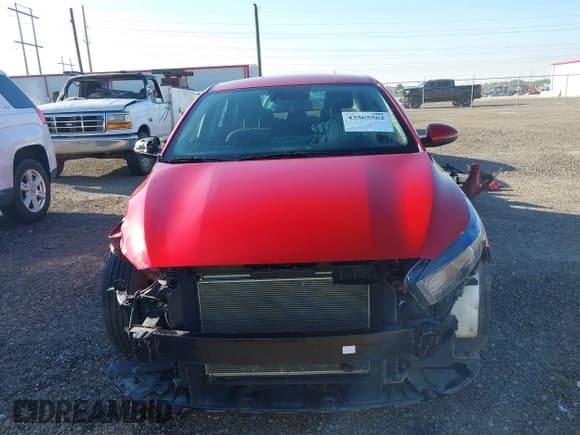 ✅ 2024 Kia Forte LXS • VIN: 3KPF24ADXRE804128 • Lot: 43565562. Wystawiony na IAAI z przebiegiem 10 215 mil. Bezpłatny archiwum sprzedaży aukcyjnych z USA i szczegółowy raport historii pojazdu na DreamBid. Zdjęcie 13.