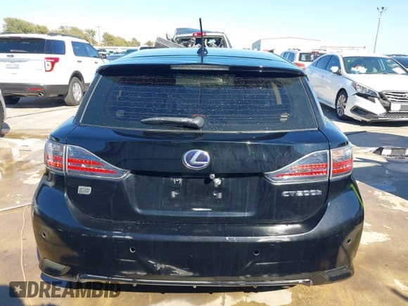 ✅ 2012 Lexus CT 200h Premium • VIN: JTHKD5BH5C2119022 • Lot: 43490184. Wystawiony na IAAI z przebiegiem 205 567 mil. Bezpłatny archiwum sprzedaży aukcyjnych z USA i szczegółowy raport historii pojazdu na DreamBid. Zdjęcie 16.
