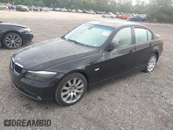 ✅ 2006 BMW 3 Series 325xi • VIN: WBAVD13526KT80010 • Lot: 43077927. Wystawiony na IAAI z przebiegiem Nie podano. Bezpłatny archiwum sprzedaży aukcyjnych z USA i szczegółowy raport historii pojazdu na DreamBid. Zdjęcie 2.