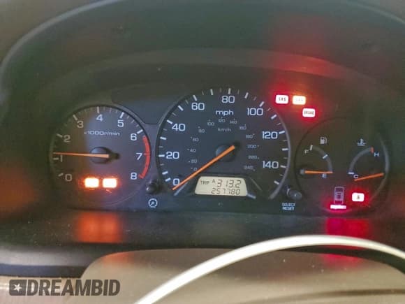 ✅ 2001 Honda Accord EX • VIN: 1HGCG55601A082764 • Lot: 93492545. Listed on Copart with 257,780 mi. Free auction sales archive from the USA and detailed vehicle history report at DreamBid. Image 9.