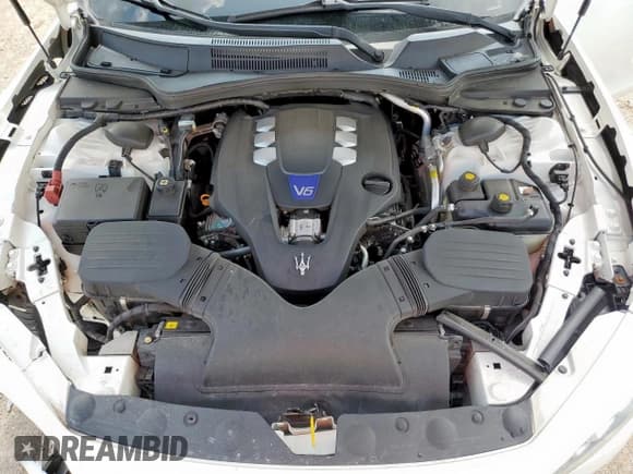 ✅ 2017 Maserati Ghibli S • VIN: ZAM57RSSXH1220977 • Лот: 64709005. Опубликован ранее на Copart с пробегом 83 841 миль. Бесплатный доступ к архиву аукционных продаж из США и подробный отчёт об истории автомобиля на DreamBid. Изображение 11.