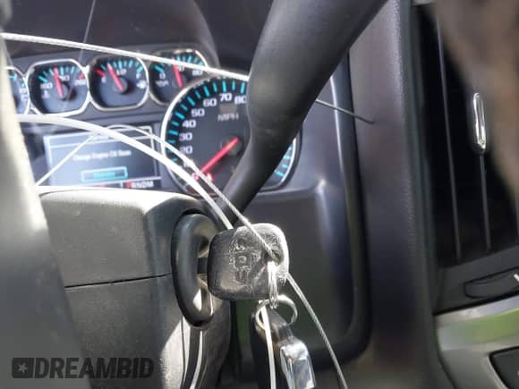 2015 Chevrolet Silverado 1500 LT z VIN 1GCVKREC6FZ159889, wystawiony jako IAAI lot #43282336 z przebiegiem 124 048 mil mil oraz . Historia ofert i sprzedaży dostępna na DreamBid. Obrazek 9.