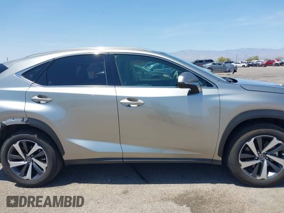 ✅ 2020 Lexus NX 300 • VIN: JTJGARBZ5L2158674 • Лот: 42485669. Опубликован ранее на IAAI с пробегом 57 772 миль. Бесплатный доступ к архиву аукционных продаж из США и подробный отчёт об истории автомобиля на DreamBid. Изображение 13.