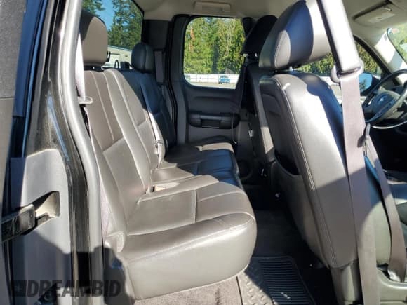 ✅ 2011 Chevrolet Silverado 1500 LT • VIN: 1GCRKSE35BZ388244 • Lot: 86141985. Listed on Copart with 194,399 mi. Free auction sales archive from the USA and detailed vehicle history report at DreamBid. Image 10.