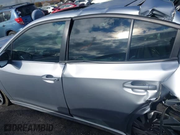 ✅ 2023 Subaru Legacy Limited • VIN: 4S3BWAN65P3014947 • Lot: 43509071. Listed on IAAI with 43,385 mi. Free auction sales archive from the USA and detailed vehicle history report at DreamBid. Image 15.