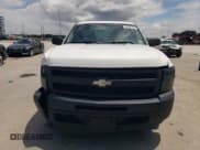 ✅ 2009 Chevrolet Silverado 1500 Work Truck • VIN: 1GCEC19019Z223601 • Lot: 65387945. Wystawiony na Copart z przebiegiem 229 033 mil. Bezpłatny archiwum sprzedaży aukcyjnych z USA i szczegółowy raport historii pojazdu na DreamBid. Zdjęcie 5.
