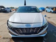 ✅ 2022 Hyundai Elantra SEL • VIN: 5NPLN4AG8NH075850 • Lot: 84373155. Listed on Copart with 31,165 mi. Free auction sales archive from the USA and detailed vehicle history report at DreamBid. Image 5.