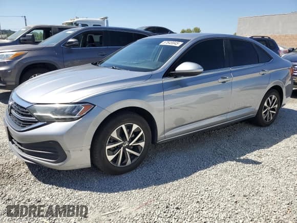 ✅ 2022 Volkswagen Jetta S • VIN: 3VWCM7BU4NM005892 • Lot: 57645845. Listed on Copart with 64,430 mi. Free auction sales archive from the USA and detailed vehicle history report at DreamBid. Image 1.