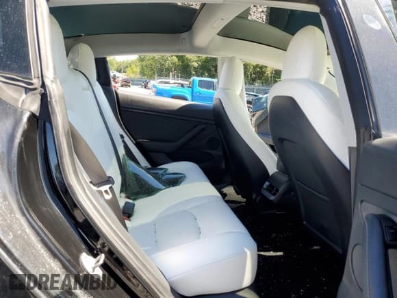 ✅ 2022 Tesla Model 3 Performance • VIN: 5YJ3E1EC6NF355626 • Лот: 69211415. Опубликован ранее на Copart с пробегом 39 942 миль. Бесплатный доступ к архиву аукционных продаж из США и подробный отчёт об истории автомобиля на DreamBid. Изображение 10.