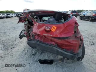 ✅ 2017 Hyundai Veloster • VIN: KMHTC6AD1HU320064 • Lot: 59854594. Wystawiony na Copart z przebiegiem 68 426 mil. Bezpłatny archiwum sprzedaży aukcyjnych z USA i szczegółowy raport historii pojazdu na DreamBid. Zdjęcie 6.