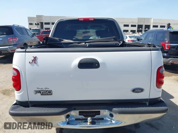 ✅ 2003 Ford F-150 XLT • VIN: 1FTRW07L83KB92699 • Lot: 42748932. Listed on IAAI with 98,761 mi. Free auction sales archive from the USA and detailed vehicle history report at DreamBid. Image 17.
