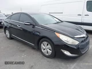 ✅ 2013 Hyundai Sonata Limited • VIN: KMHEC4A40DA093183 • Lot: 42394799. Wystawiony na IAAI z przebiegiem 134 004 mil. Bezpłatny archiwum sprzedaży aukcyjnych z USA i szczegółowy raport historii pojazdu na DreamBid. Zdjęcie 1.