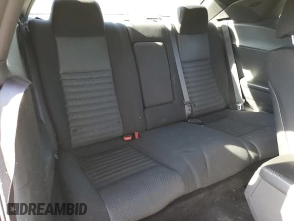 ✅ 2014 Dodge Challenger SXT • VIN: 2C3CDYAGXEH149633 • Lot: 75196874. Wystawiony na Copart z przebiegiem 120 871 mil. Bezpłatny archiwum sprzedaży aukcyjnych z USA i szczegółowy raport historii pojazdu na DreamBid. Zdjęcie 10.