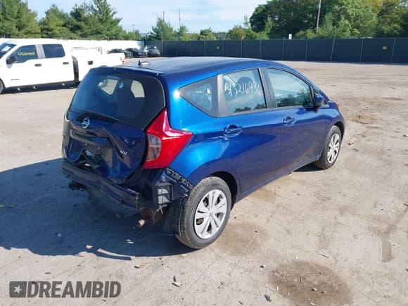 ✅ 2018 Nissan Note SV • VIN: 3N1CE2CPXJL354053 • Lot: 43216936. Listed on IAAI with 103,250 mi. Free auction sales archive from the USA and detailed vehicle history report at DreamBid. Image 4.