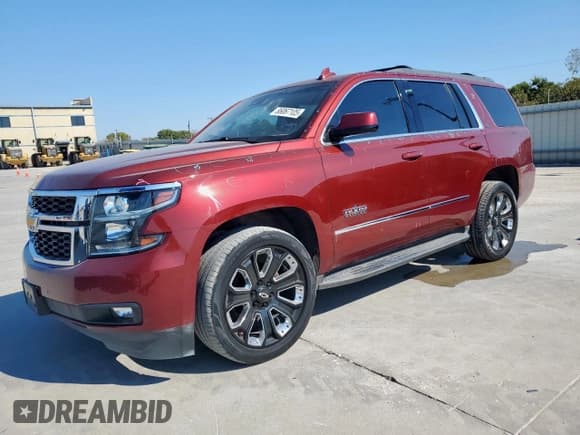 ✅ 2019 Chevrolet Tahoe LT • VIN: 1GNSCBKC6KR264512 • Лот: 86067105. Опубликован ранее на Copart с пробегом 64 268 миль. Бесплатный доступ к архиву аукционных продаж из США и подробный отчёт об истории автомобиля на DreamBid. Изображение 1.