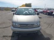 ✅ 2000 Toyota Sienna LE • VIN: 4T3ZF13C2YU206090 • Lot: 43654135. Listed on IAAI with 262,195 mi. Free auction sales archive from the USA and detailed vehicle history report at DreamBid. Image 12.