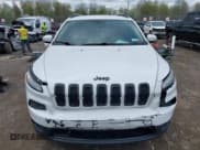 ✅ 2016 Jeep Cherokee Limited • VIN: 1C4PJMDB1GW310020 • Lot: 42097064. Wystawiony na IAAI z przebiegiem 148 053 mil. Bezpłatny archiwum sprzedaży aukcyjnych z USA i szczegółowy raport historii pojazdu na DreamBid. Zdjęcie 11.