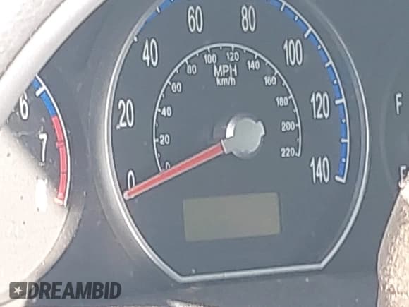 ✅ 2008 Hyundai Santa Fe GLS • VIN: 5NMSG13D68H203317 • Lot: 43727414. Listed on IAAI with Not provided. Free auction sales archive from the USA and detailed vehicle history report at DreamBid. Image 7.