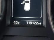 ✅ 2017 Hyundai Santa Fe 2.4L • VIN: 5XYZTDLB0HG396729 • Lot: 43859049. Listed on IAAI with 119,122 mi. Free auction sales archive from the USA and detailed vehicle history report at DreamBid. Image 15.