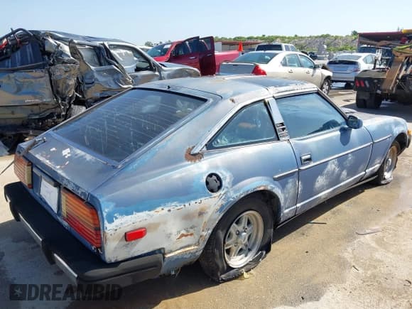 ✅ 1981 Datsun 280ZX 2+2 • VIN: JN1HZ06S2BX185117 • Лот: 42840331. Опубликован ранее на IAAI с пробегом 239 513 миль. Бесплатный доступ к архиву аукционных продаж из США и подробный отчёт об истории автомобиля на DreamBid. Изображение 4.