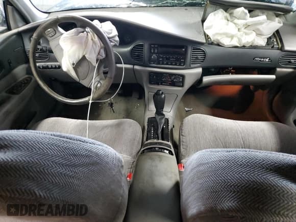 ✅ 1998 Buick Regal LS • VIN: 2G4WB52KXW1454913 • Lot: 54109575. Wystawiony na Copart z przebiegiem Nie podano. Bezpłatny archiwum sprzedaży aukcyjnych z USA i szczegółowy raport historii pojazdu na DreamBid. Zdjęcie 8.