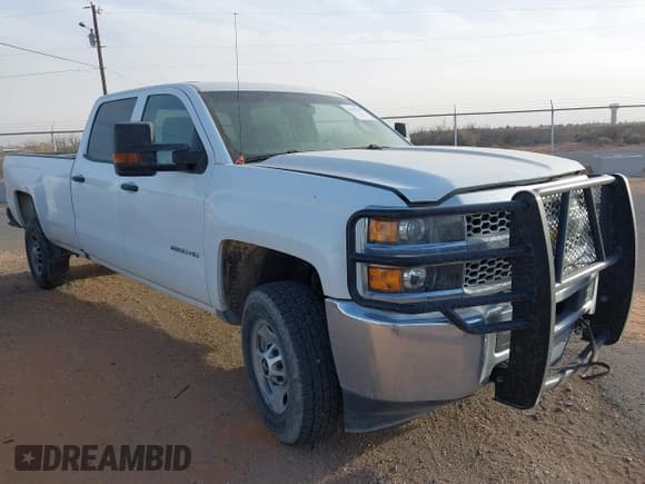 ✅ 2019 Chevrolet Silverado 2500HD Work Truck • VIN: 1GC1CREG5KF252008 • Lot: 41492843. Wystawiony na IAAI z przebiegiem 89 566 mil. Bezpłatny archiwum sprzedaży aukcyjnych z USA i szczegółowy raport historii pojazdu na DreamBid. Zdjęcie 13.