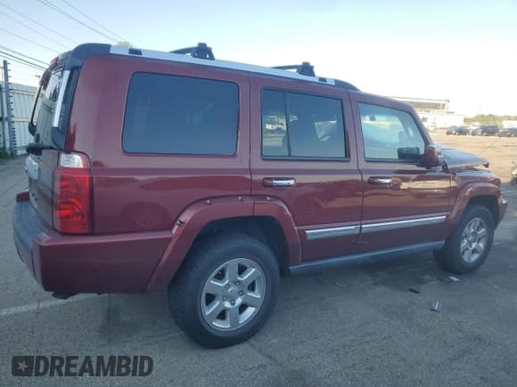 ✅ 2008 Jeep Commander Overland • VIN: 1J8HG68288C111423 • Лот: 66381584. Опубликован ранее на Copart с пробегом 191 527 миль. Бесплатный доступ к архиву аукционных продаж из США и подробный отчёт об истории автомобиля на DreamBid. Изображение 3.
