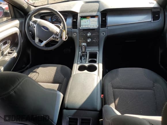 ✅ 2018 Ford Taurus SEL • VIN: 1FAHP2E81JG114175 • Lot: 81822135. Listed on Copart with 33,737 mi. Free auction sales archive from the USA and detailed vehicle history report at DreamBid. Image 8.