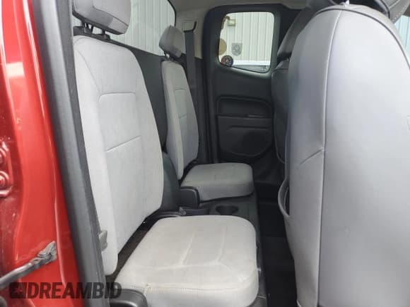 ✅ 2016 Chevrolet Colorado 2WD WT • VIN: 1GCHSBE36G1351818 • Лот: 64367445. Опубликован ранее на Copart с пробегом 87 060 миль. Бесплатный доступ к архиву аукционных продаж из США и подробный отчёт об истории автомобиля на DreamBid. Изображение 10.