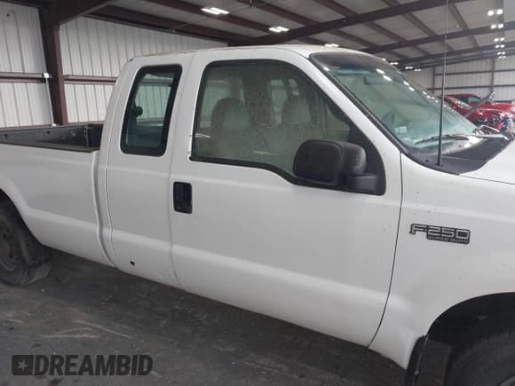✅ 1999 Ford F-250 XL • VIN: 1FTNX20L0XEC02440 • Lot: 42739788. Listed on IAAI with 247,489 mi. Free auction sales archive from the USA and detailed vehicle history report at DreamBid. Image 14.