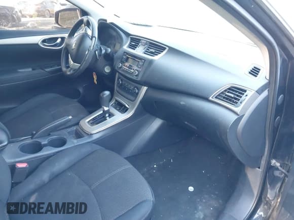 ✅ 2015 Nissan Sentra S • VIN: 3N1AB7AP7FY248458 • Lot: 42214779. Wystawiony na IAAI z przebiegiem 150 983 mil. Bezpłatny archiwum sprzedaży aukcyjnych z USA i szczegółowy raport historii pojazdu na DreamBid. Zdjęcie 5.