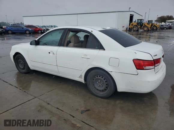 ✅ 2008 Hyundai Sonata GLS • VIN: 5NPET46C28H354381 • Лот: 84878324. Опубликован ранее на Copart с пробегом Не указан. Бесплатный доступ к архиву аукционных продаж из США и подробный отчёт об истории автомобиля на DreamBid. Изображение 2.
