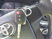 ✅ 2017 Toyota Tacoma SR5 • VIN: 3TMCZ5ANXHM047670 • Lot: 41778943. Wystawiony na IAAI z przebiegiem 138 366 mil. Bezpłatny archiwum sprzedaży aukcyjnych z USA i szczegółowy raport historii pojazdu na DreamBid. Zdjęcie 11.