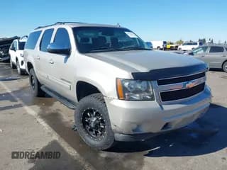 ✅ 2009 Chevrolet Suburban 2LT • VIN: 1GNGK56K19R235067 • Lot: 43578207. Listed on IAAI with 259,692 mi. Free auction sales archive from the USA and detailed vehicle history report at DreamBid. Image 1.
