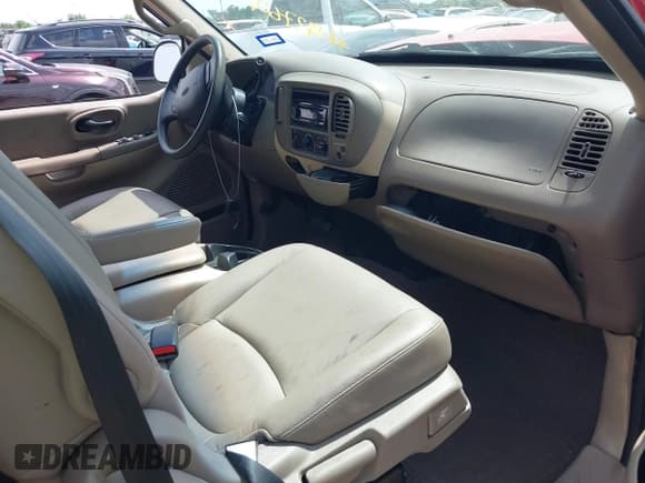 ✅ 2000 Ford F-150 XL • VIN: 1FTZX1723YKA62542 • Лот: 42760155. Опубликован ранее на IAAI с пробегом Не указан. Бесплатный доступ к архиву аукционных продаж из США и подробный отчёт об истории автомобиля на DreamBid. Изображение 5.